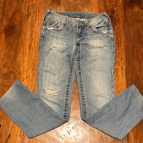 Size 28 - True Religion Ladies Jeans - Picture 2 of 9